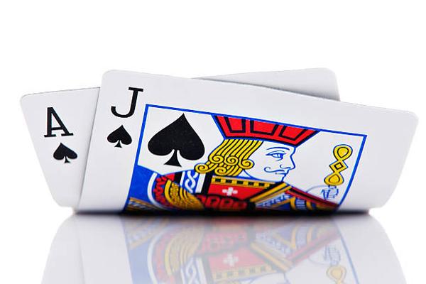 Compare Online Slots at nhà cái uy tin Before Playing